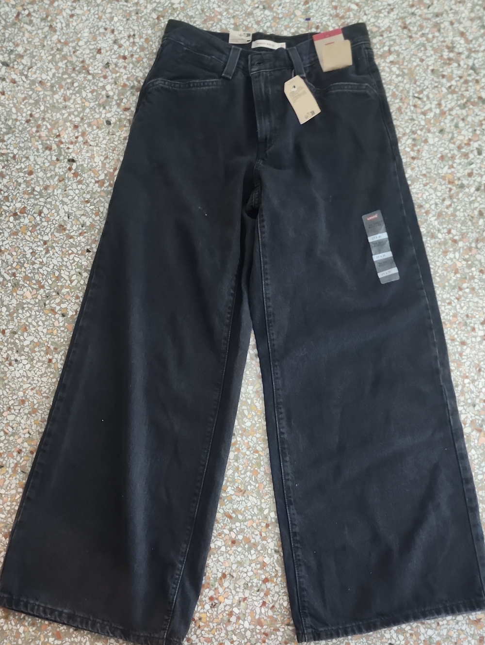 Levi's Black Wide-Leg High-Rise Jeans - Flared Hem